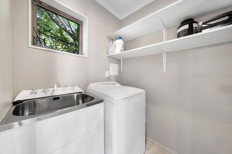 Photo of property in 42 Evergreen Crescent, Trentham, Upper Hutt, 5018