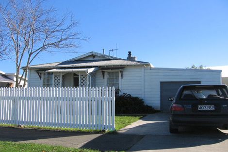 Photo of property in 8 Fairs Road, Milson, Palmerston North, 4414