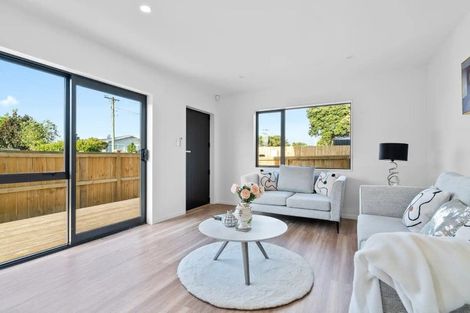 Photo of property in 24d Aurea Avenue, Pakuranga, Auckland, 2010