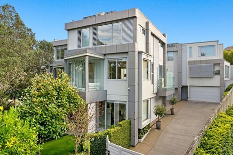 Photo of property in Montrose Villas, 441c Beach Road, Mairangi Bay, Auckland, 0630