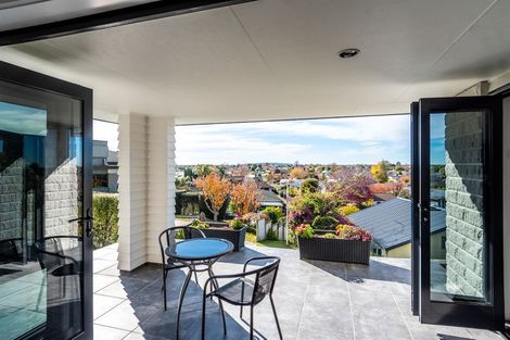 Photo of property in 75 Hetley Crescent, Taradale, Napier, 4112