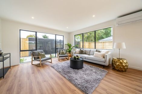 Photo of property in 47b Heretaunga Square, Silverstream, Upper Hutt, 5019