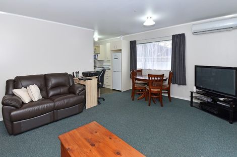 Photo of property in 10b Lane Road, Weymouth, Auckland, 2103