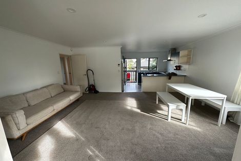 Photo of property in 4 Ridgemount Rise, Mangere Bridge, Auckland, 2022