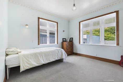 Photo of property in 250 Houghton Bay Road, Houghton Bay, Wellington, 6023