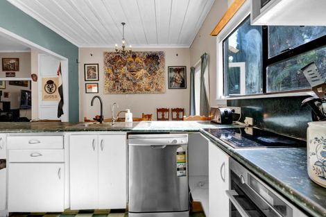 Photo of property in 150 Ackworth Road, Lepperton, New Plymouth, 4373