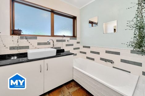 Photo of property in 15 Islington Place, Tamatea, Napier, 4112