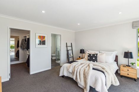 Photo of property in 11 Taranui Way, Paraparaumu Beach, Paraparaumu, 5032