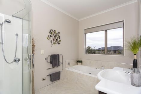 Photo of property in 12 North Ridge Drive, Oamaru North, Oamaru, 9400