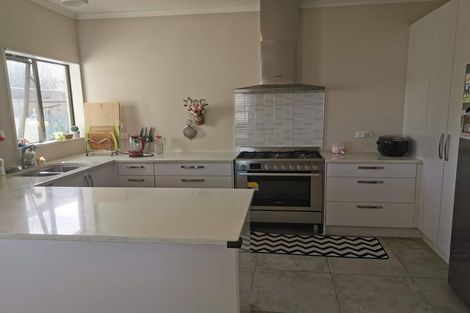 Photo of property in 8 Northbrook Glen, Flagstaff, Hamilton, 3210