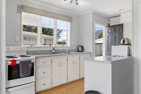 Photo of property in 35 Patikura Place, Turangi, 3334