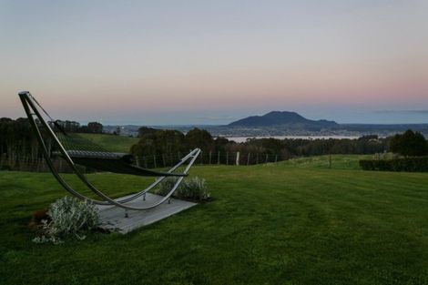 Photo of property in 55 Lomond Grove, Acacia Bay, Taupo, 3385