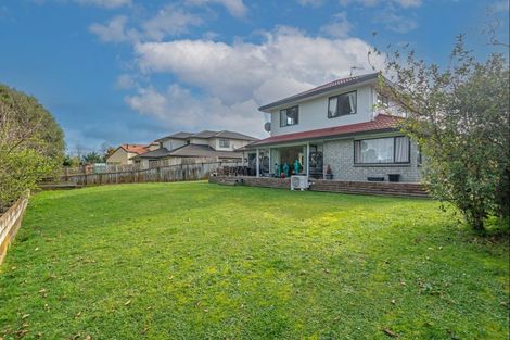 Photo of property in 100 Pacific Drive, Fitzherbert, Palmerston North, 4410