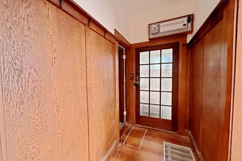 Photo of property in 38 Hawker Street, Mount Victoria, Wellington, 6011