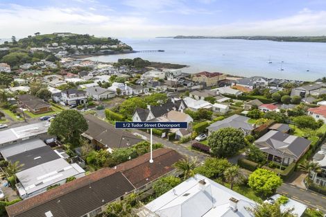 Photo of property in 1/17a Church Street, Devonport, Auckland, 0624