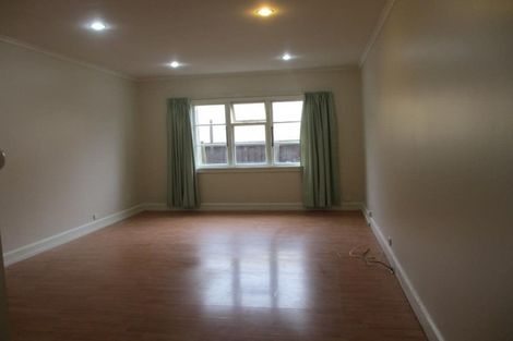 Photo of property in 2/15 Memorial Avenue, Ilam, Christchurch, 8053
