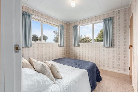 Photo of property in 154 Conclusion Street, Ascot Park, Porirua, 5024