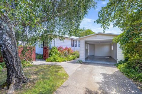 Photo of property in 20 Linwood Drive, Paraparaumu, 5032