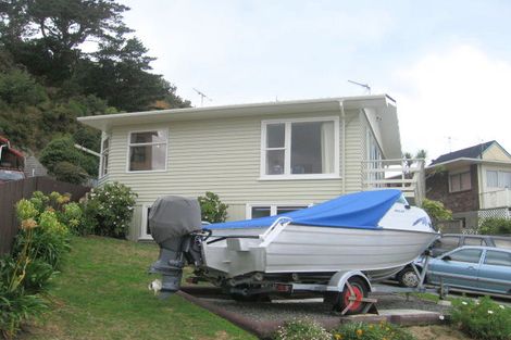 Photo of property in 33 Southgate Road, Southgate, Wellington, 6023