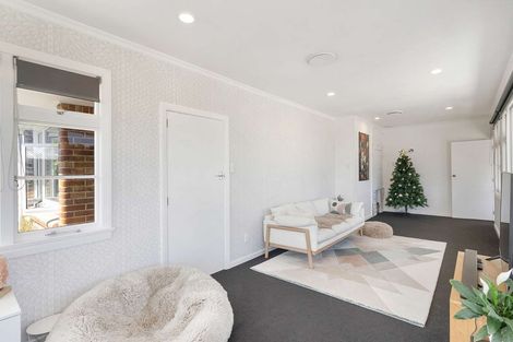 Photo of property in 94 Mcmurdo Street, Tinwald, Ashburton, 7700