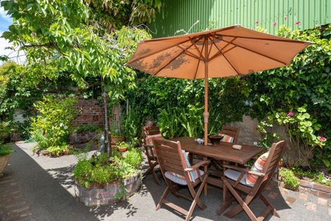 Photo of property in 7 Lincoln Road, Bluff Hill, Napier, 4110