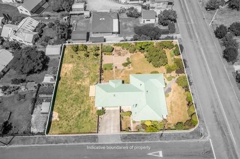 Photo of property in 10 Lowry Street, Waiau, 7332