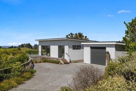 Photo of property in 63 Govan Wilson Road, Whangaripo, Wellsford, 0985