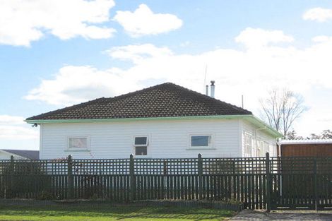 Photo of property in 16 Pukepapa Road, Marton, 4710