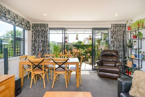 Photo of property in 43a Abraham Crescent, Milson, Palmerston North, 4414