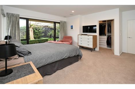 Photo of property in 22 Pohutukawa Crescent, Parklands, Christchurch, 8083