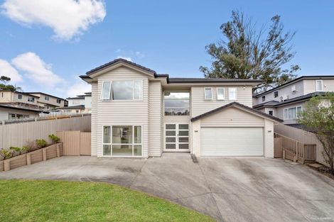 Photo of property in 71 Tamahere Drive, Glenfield, Auckland, 0629