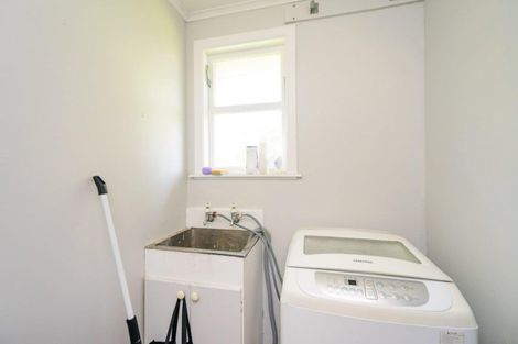 Photo of property in 10 Lewis Place, Highbury, Palmerston North, 4412