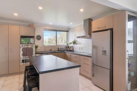 Photo of property in 19 Tapu Road, Huapai, Kumeu, 0810