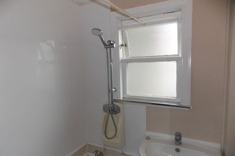 Photo of property in 660 Featherston Street, Roslyn, Palmerston North, 4414