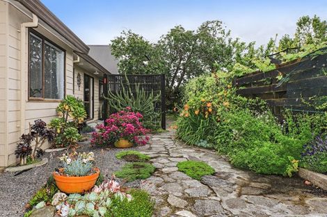 Photo of property in 12 Railey Place, Greenmeadows, Napier, 4112