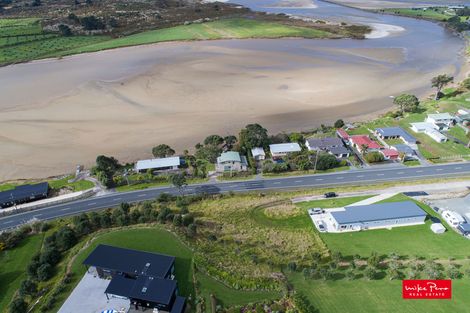 Photo of property in 286 Cove Road, Waipu, 0582