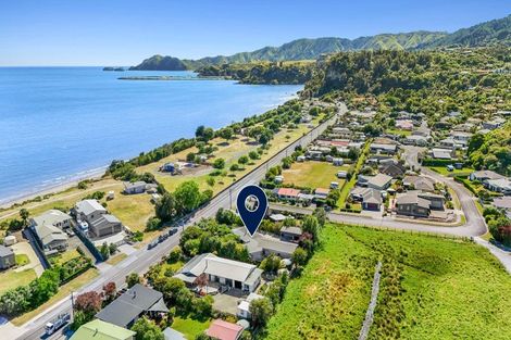 Photo of property in 760 Abel Tasman Drive, Pohara, Takaka, 7183