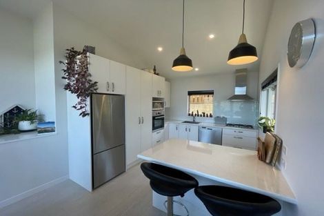 Photo of property in 4f Harmans Road, Lyttelton, 8082