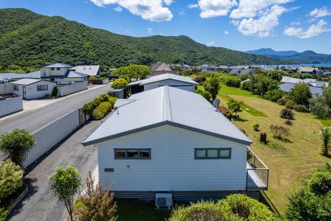 Photo of property in 247b Waikawa Road, Waikawa, Picton, 7220