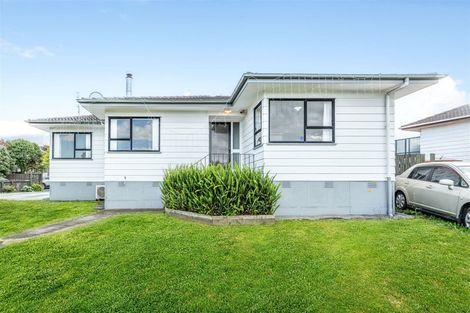 Photo of property in 213 Mahia Road, Wattle Downs, Auckland, 2103