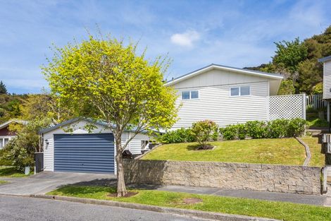 Photo of property in 37 Mcgowan Road, Wainuiomata, Lower Hutt, 5014