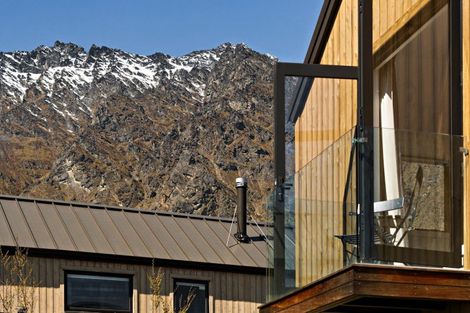 Photo of property in 6 Appin Court, Jacks Point, Queenstown, 9371