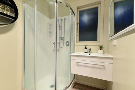 Photo of property in 43b Tuhikaramea Road, Dinsdale, Hamilton, 3204