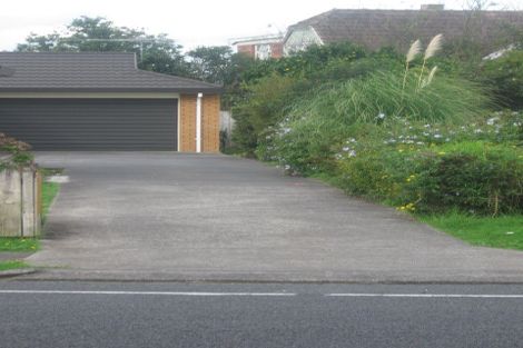Photo of property in 1/130 Kimpton Road, Papatoetoe, Auckland, 2025
