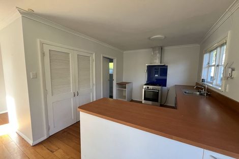 Photo of property in 546 Stokes Valley Road, Stokes Valley, Lower Hutt, 5019