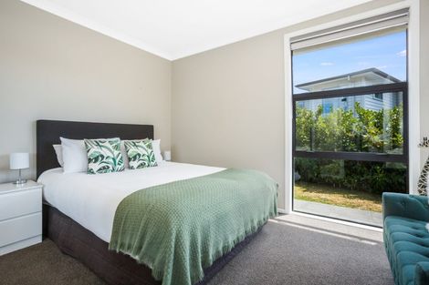 Photo of property in 34 Waitaria Terrace, Aotea, Porirua, 5024