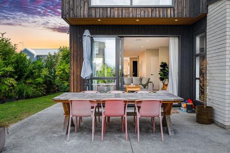 Photo of property in 64 Glidepath Road, Hobsonville, Auckland, 0616