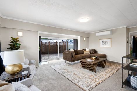 Photo of property in 147 Govett Avenue, Frankleigh Park, New Plymouth, 4310