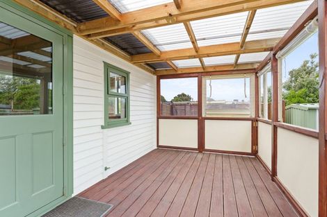 Photo of property in 3 Toi Street, Otaki Beach, Otaki, 5512
