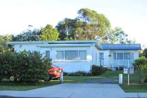 Photo of property in 12 Centreway Road, Orewa, 0931